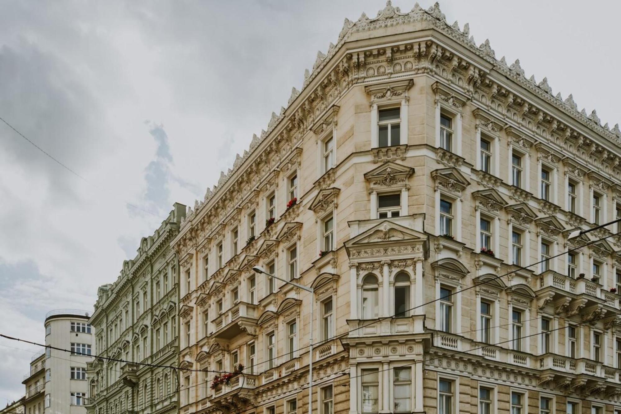 Dream Blue In City Centrewenceslas Sq In Walk Prague Luaran gambar
